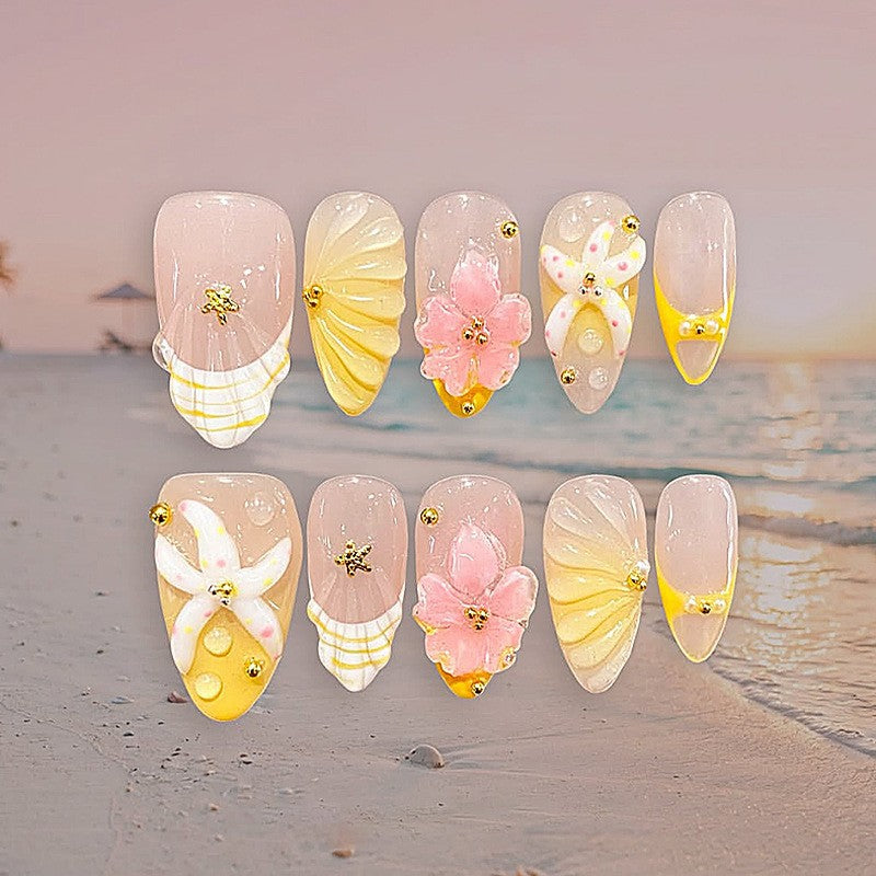 creative nail art set with maritime motifs and sparkling accents Kalsten