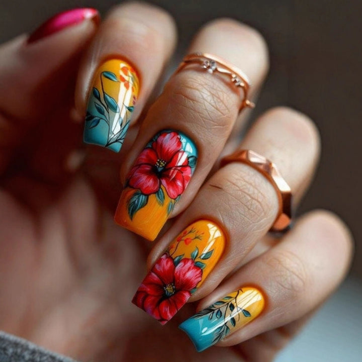 Artificial nails with floral summer design Kalsten