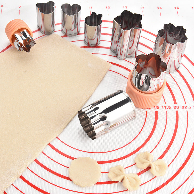 Cookie cutter set with ergonomic handle Kalsten