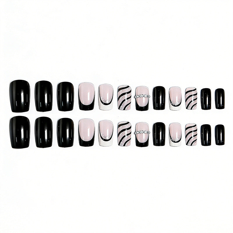 Artificial nail set with glamorous glitter and stripe designs Kalsten
