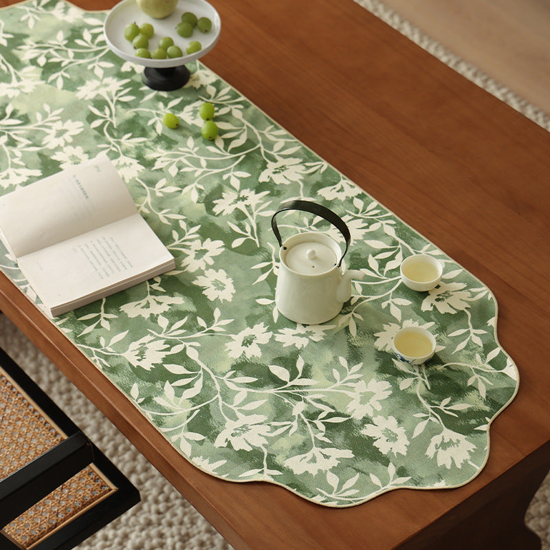 Elegant decorative table runner Kalsten