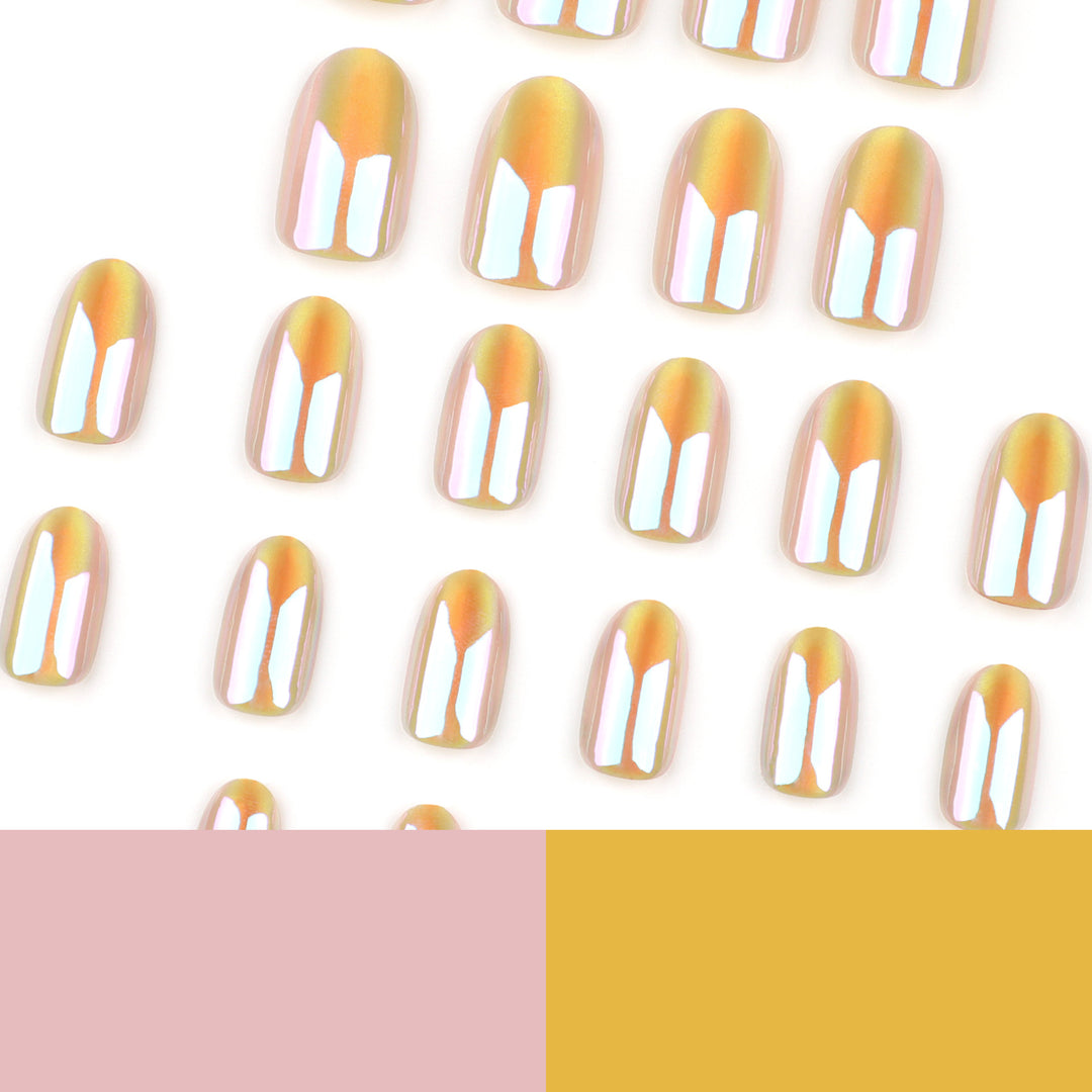 Glittering nail art with holographic effects Kalsten