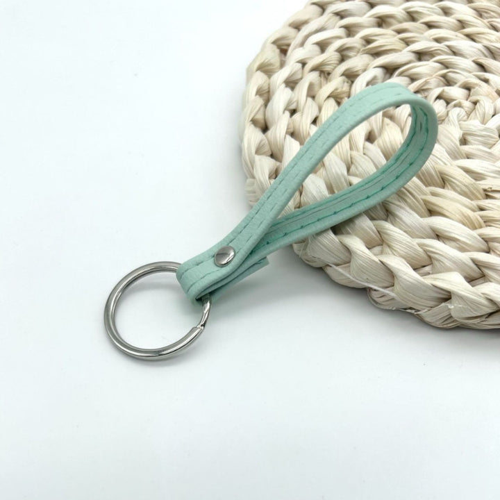 Premium Leather Keychain Holder Kalsten