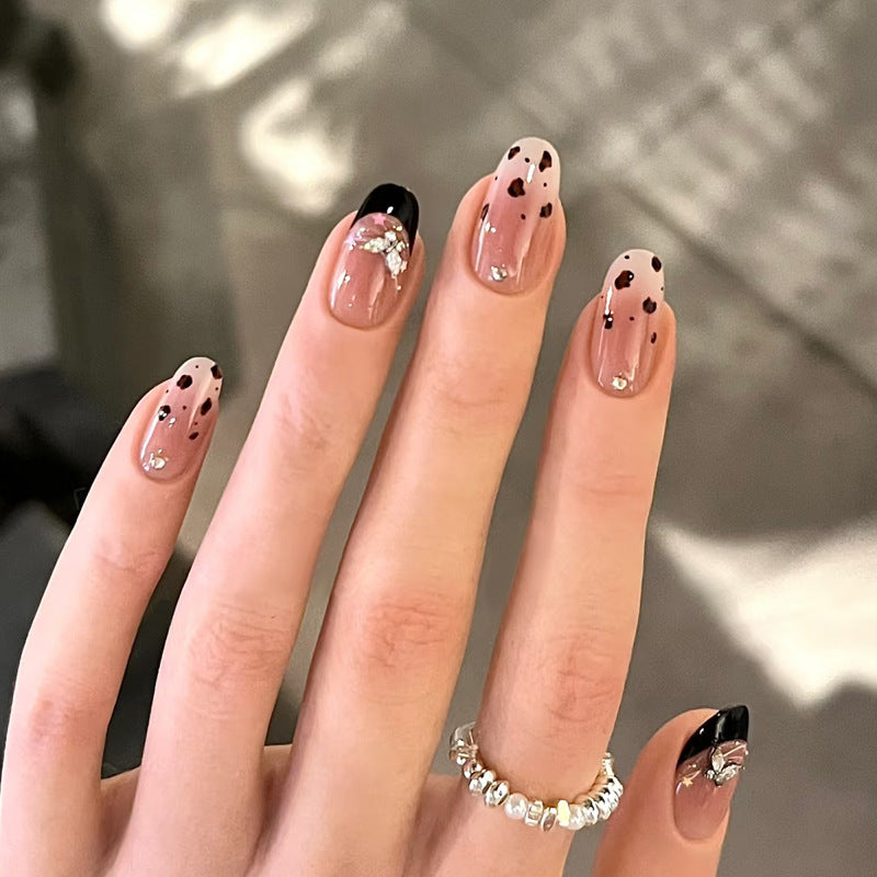 Artistic Press-On Nail Set with Floral and Rhinestone Accents Kalsten