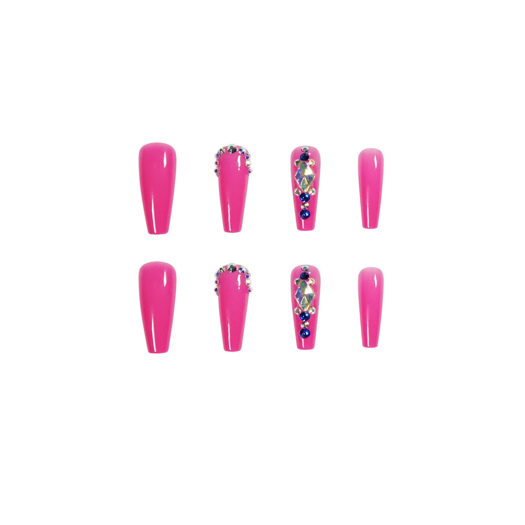 Elegant Nail Art with Glitter Decoration Kalsten