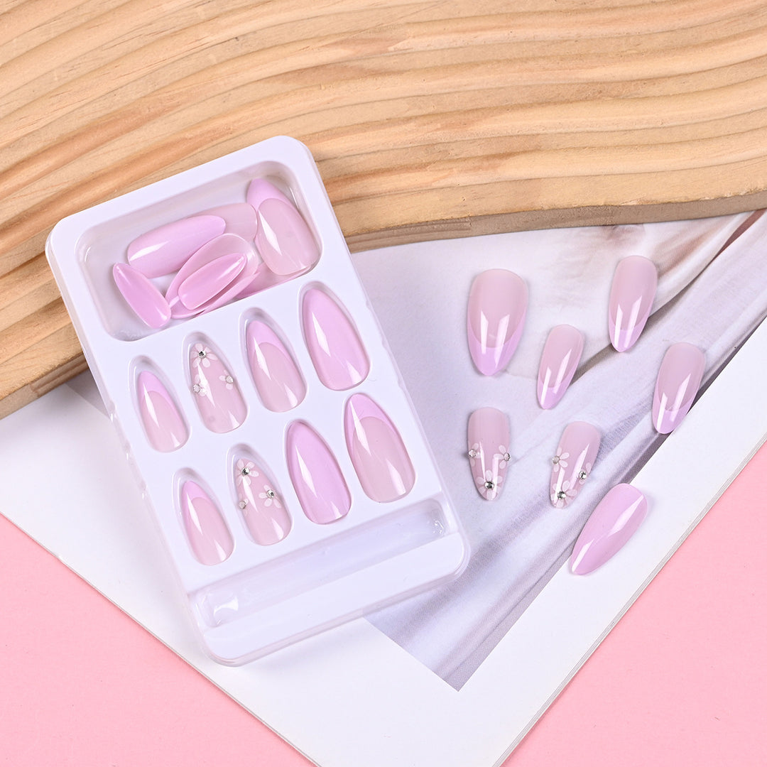 Decorative Floral Press-On Nails Kalsten