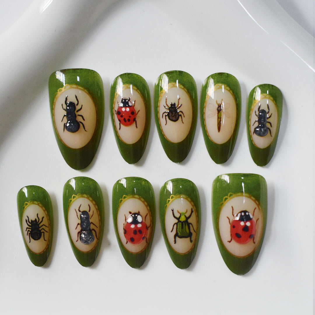Artistic Nail Design Kalsten