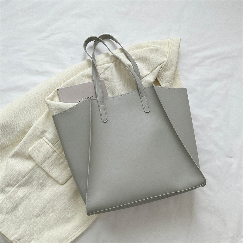 Minimalist Structured Tote