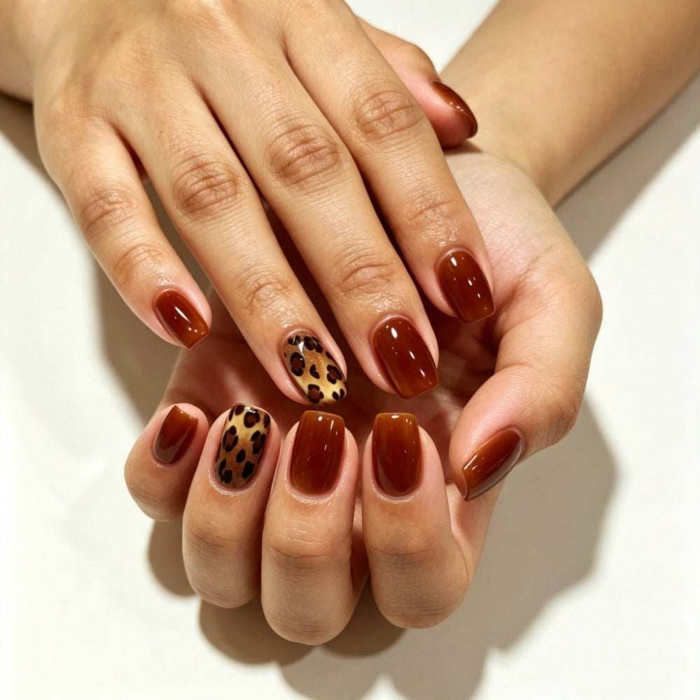 Artificial Nails in Modern Leopard Design Kalsten