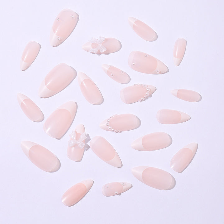 Artificial nail set with luxurious embellishments and sparkling details Kalsten