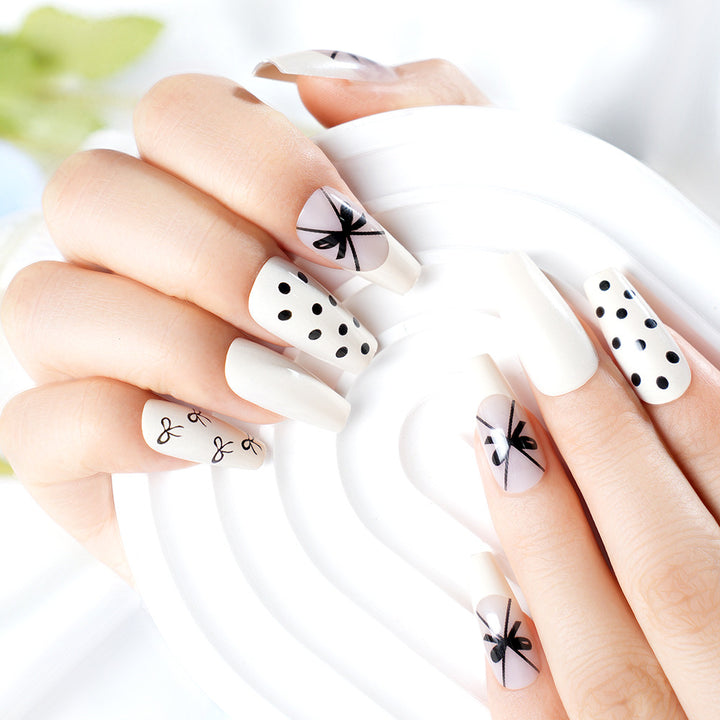 Elegant Press-On Nail Art Set Kalsten
