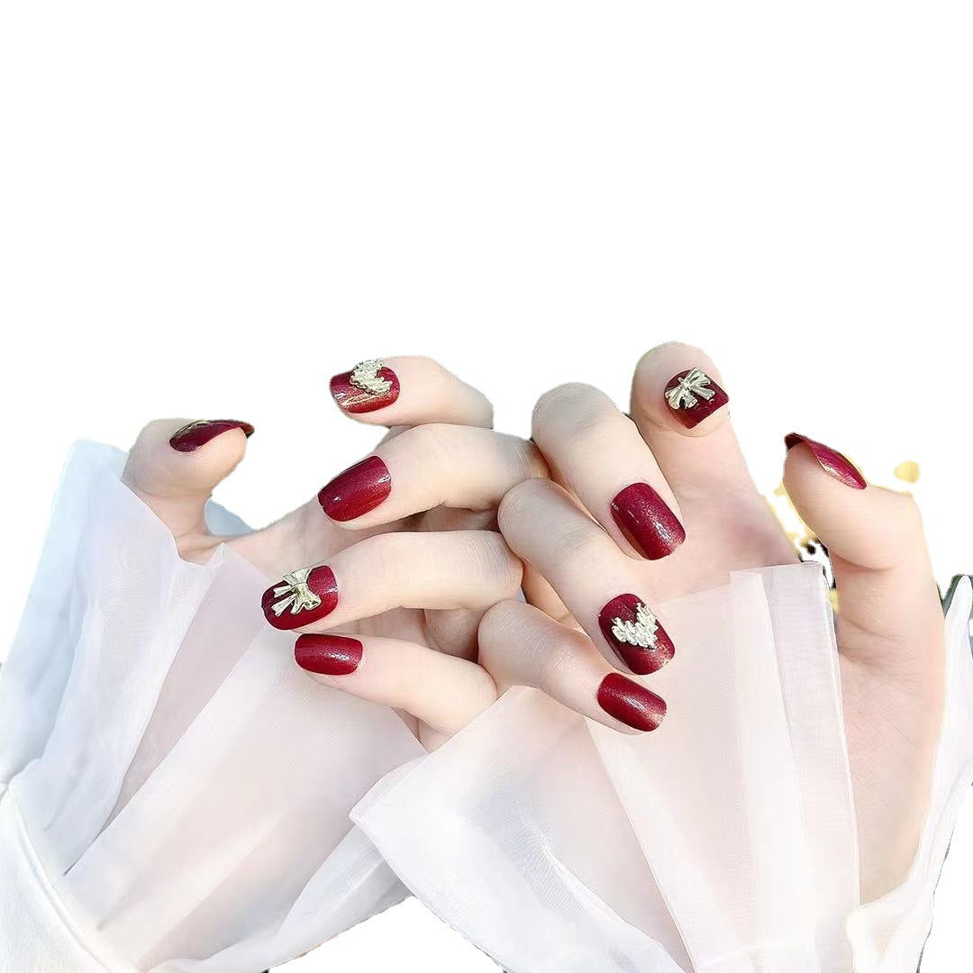 Elegant Nail Art Kalsten