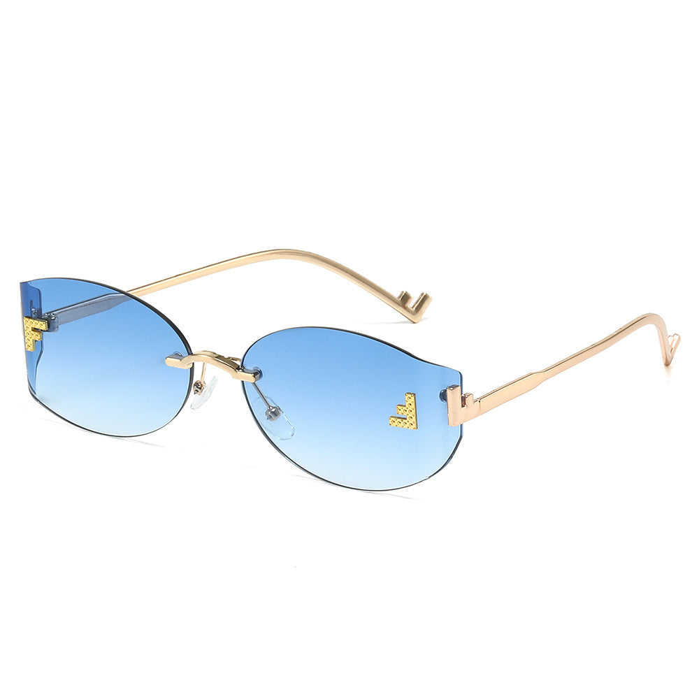 Elegant Winged Sunglasses Kalsten