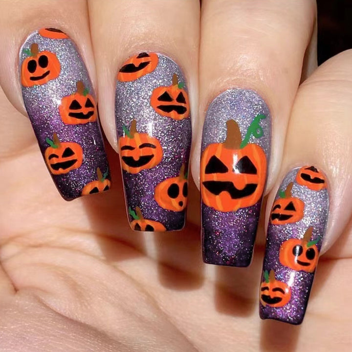 Halloween-Themed Long-Lasting Press-On Nail Art Kalsten