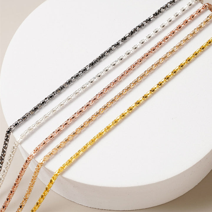 Elegant Pearl-Embellished Chain Kalsten