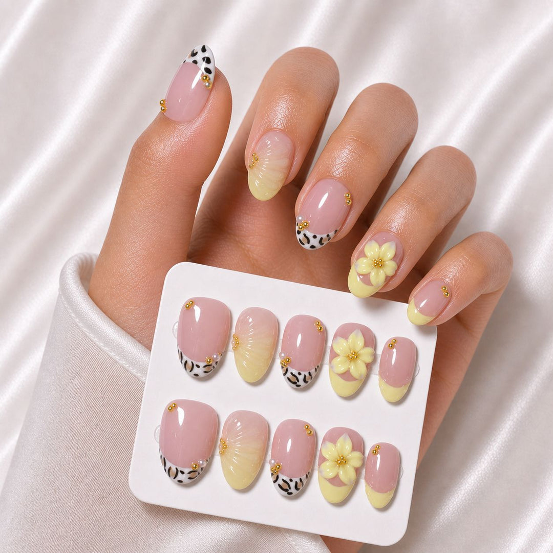 Decorative Press-On Nail Set Kalsten