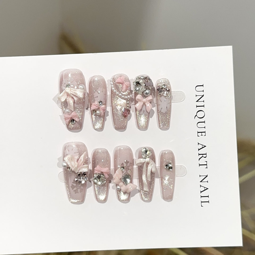 Decorative Press-On Nail Set with Floral Accents