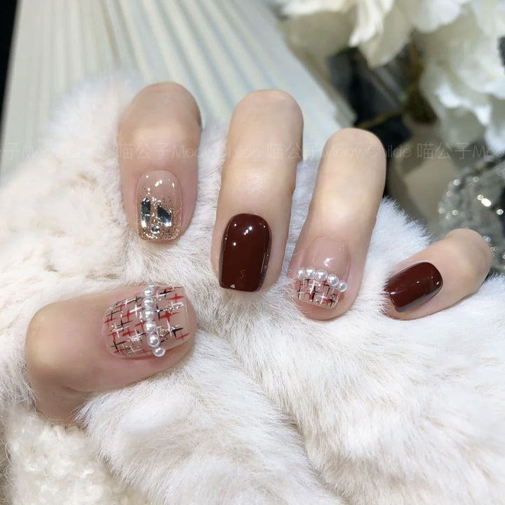 Luxury Press-On Nail Art Set with Pearl and Glitter Accents Kalsten