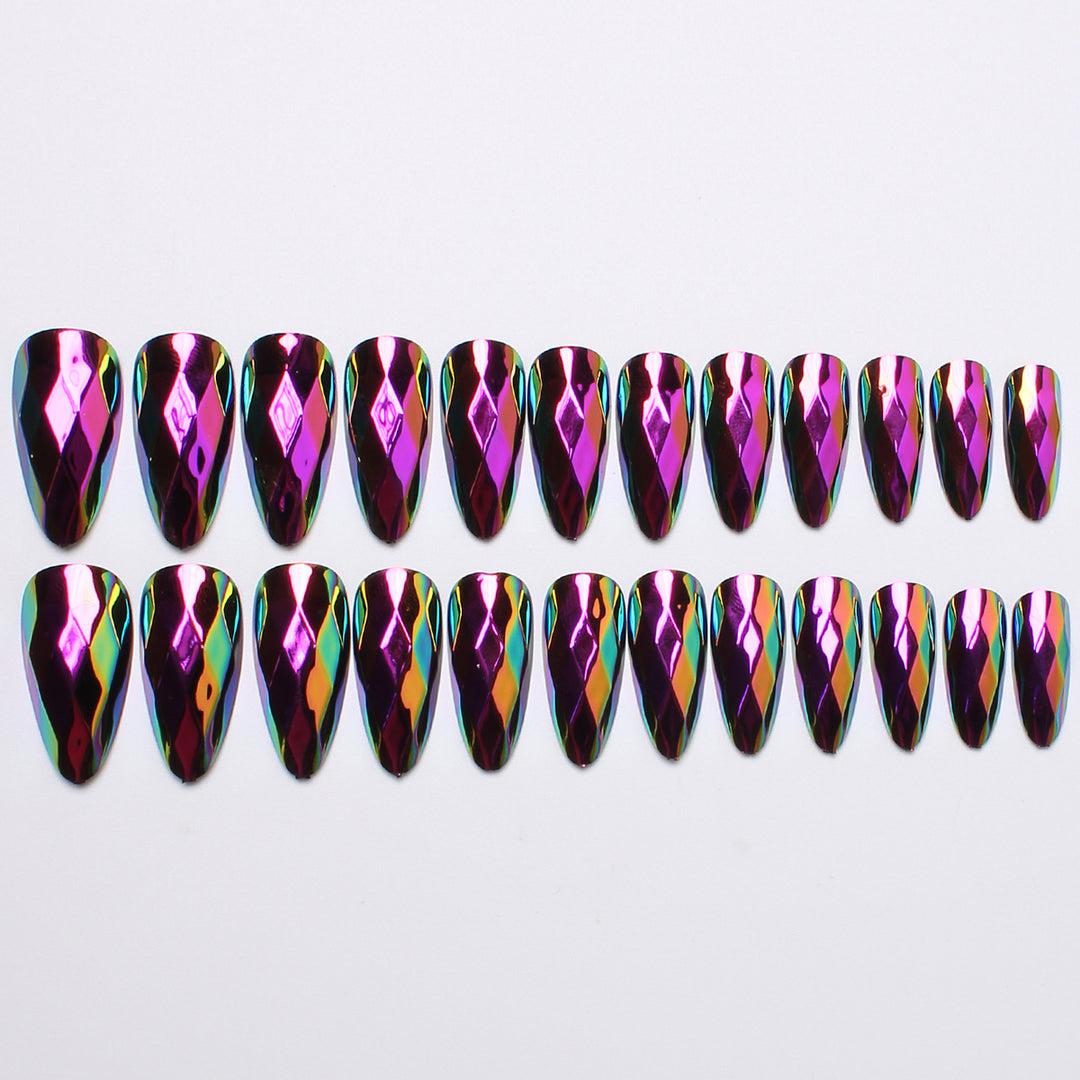 Diamond-Shaped Press-On Nail Set Kalsten