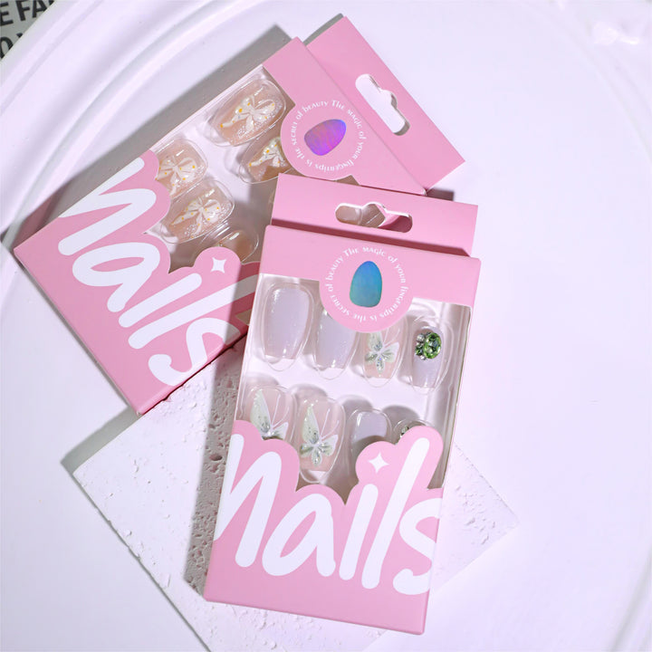 Elegant Nail Art with Floral Accents Kalsten