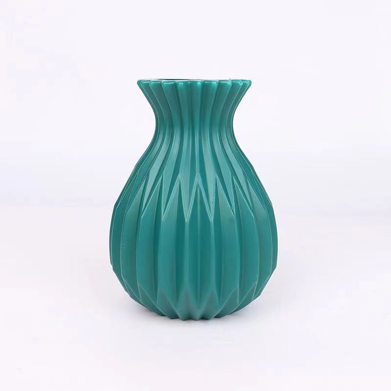 Modern Textured Decorative Vase Kalsten