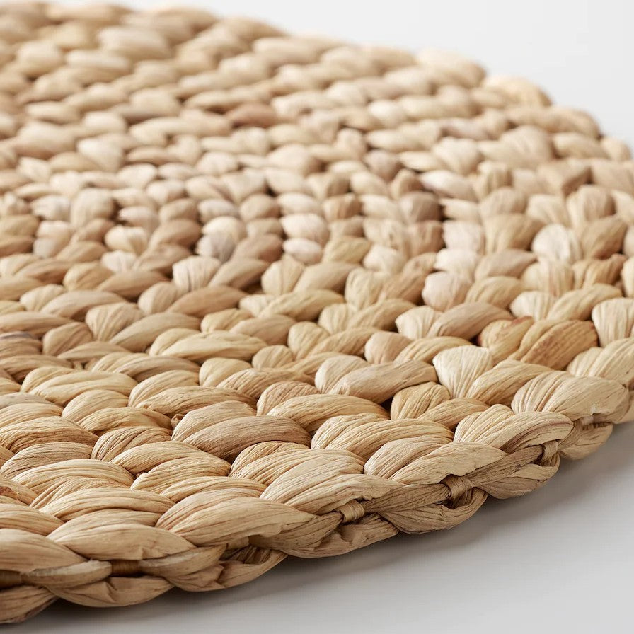 Stylish table mat made of handcrafted natural material Kalsten