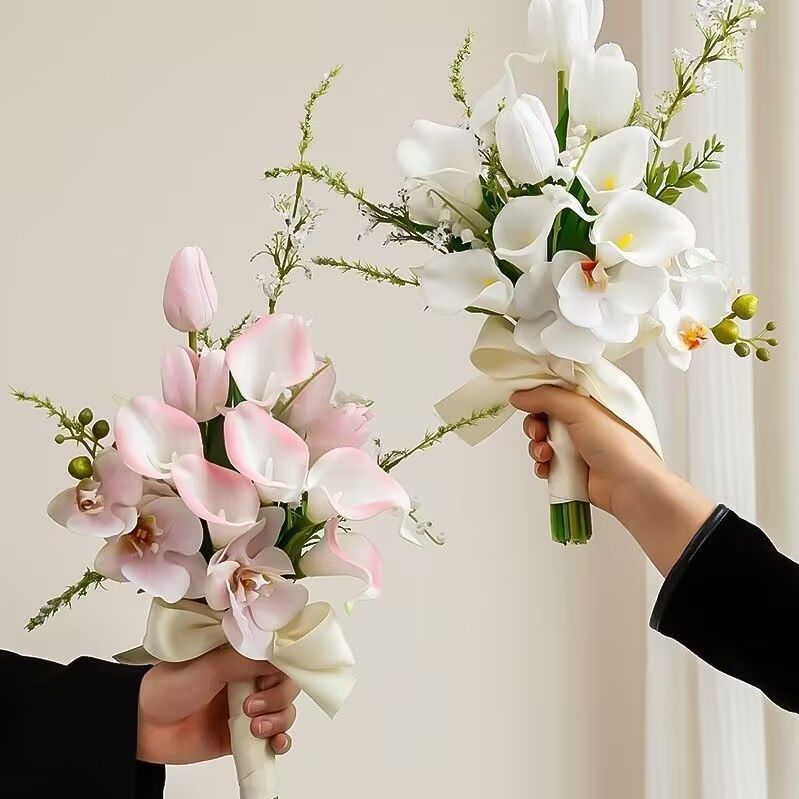 Elegant Floral Bouquet Arrangement