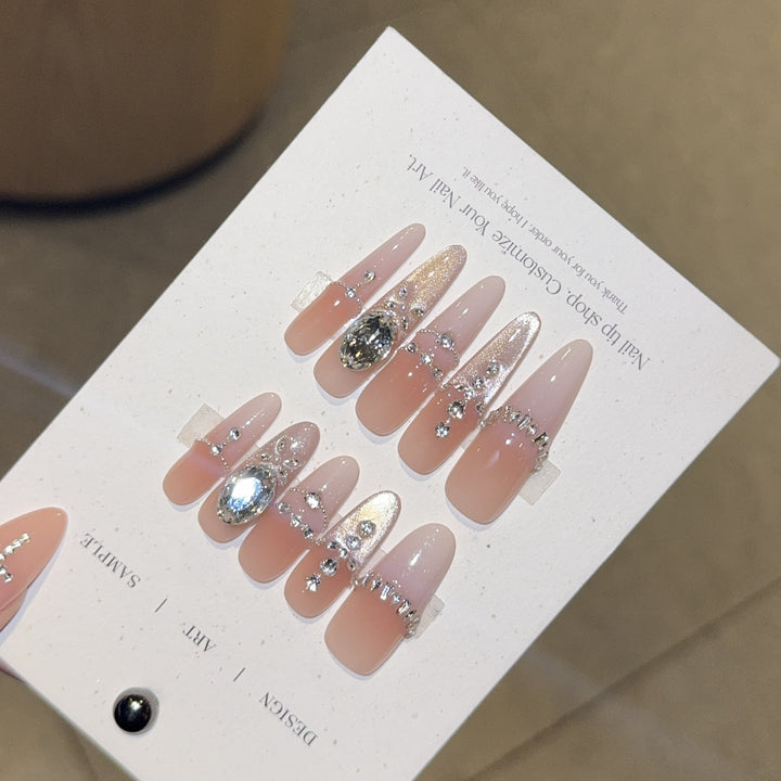 Artificial nails with elegant crystal decorations Kalsten