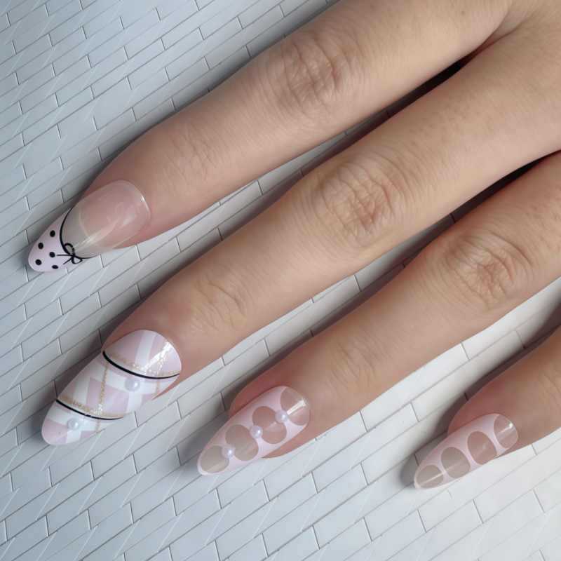 DIY Artistic Press-On Nail Set Kalsten