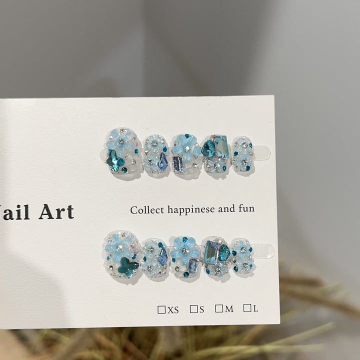 Decorative Floral-Themed Nail Art Accessories
