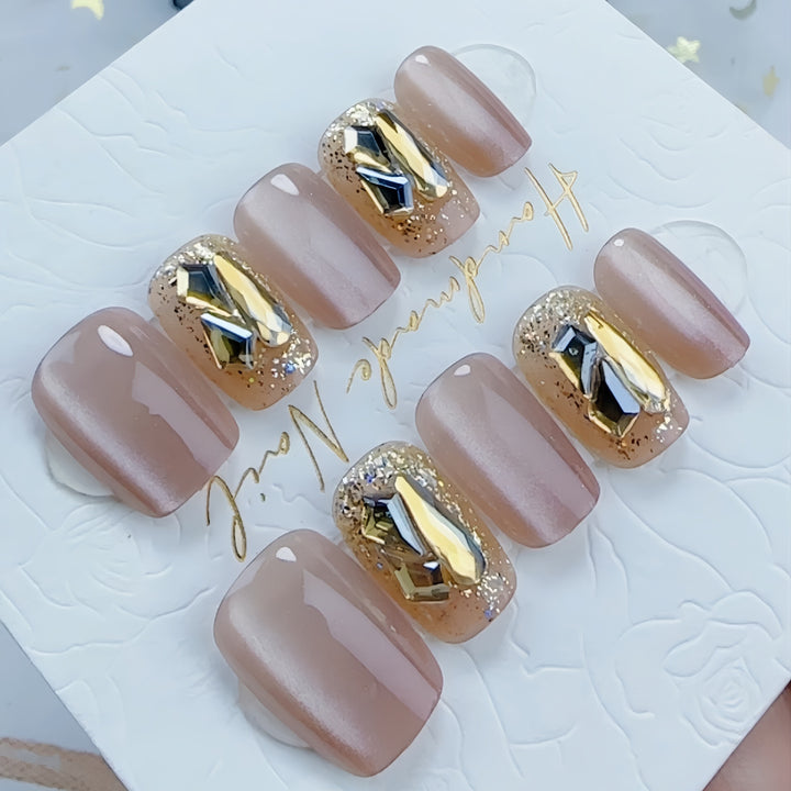 Handmade Decorative Nail Set Kalsten