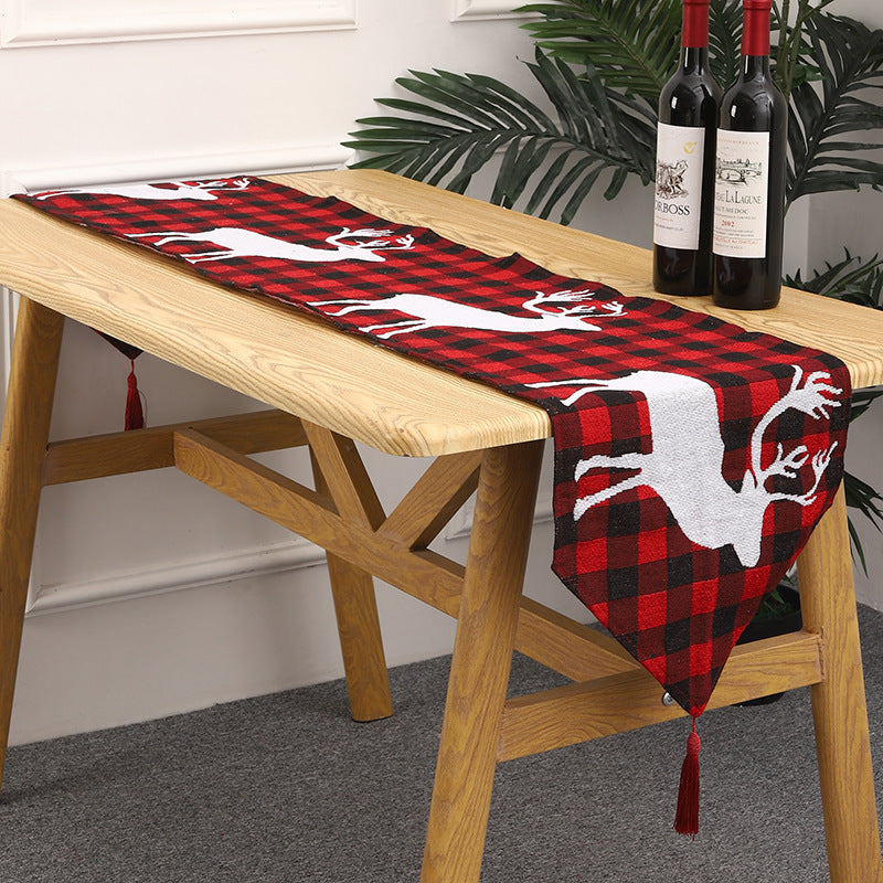 Festive table runner with reindeer motif Kalsten