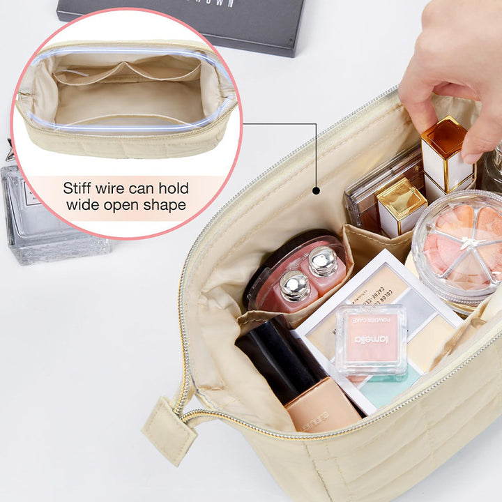 Padded cosmetic bag with elegant zipper Kalsten