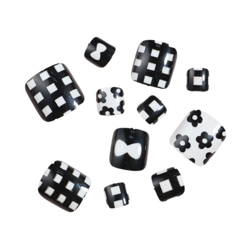 Artistic Floral Press-On Nail Art Set Kalsten