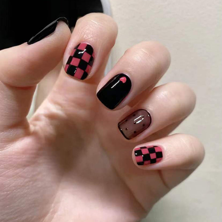 Decorative Floral Press-On Nail Art Set Kalsten