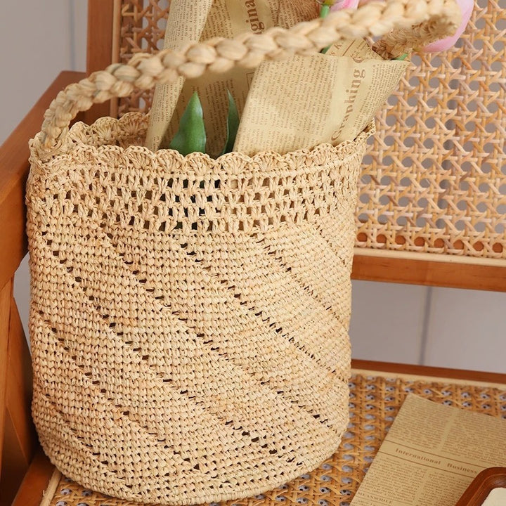 Handmade Macrame Bag with Unique Structure Kalsten