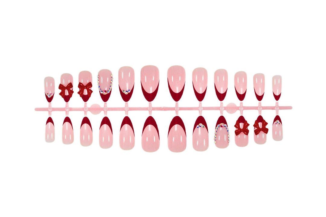 Nail art set with stylish accents and decorative details Kalsten