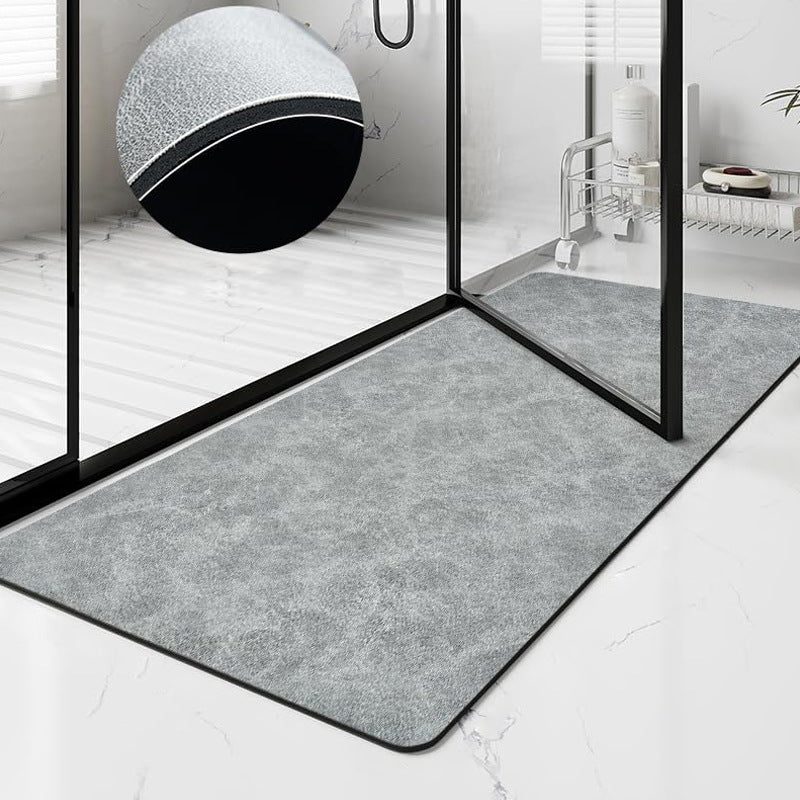 Modern Bath Mat Kalsten