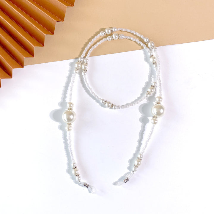 Fashionable Beaded Eyewear Support Kalsten