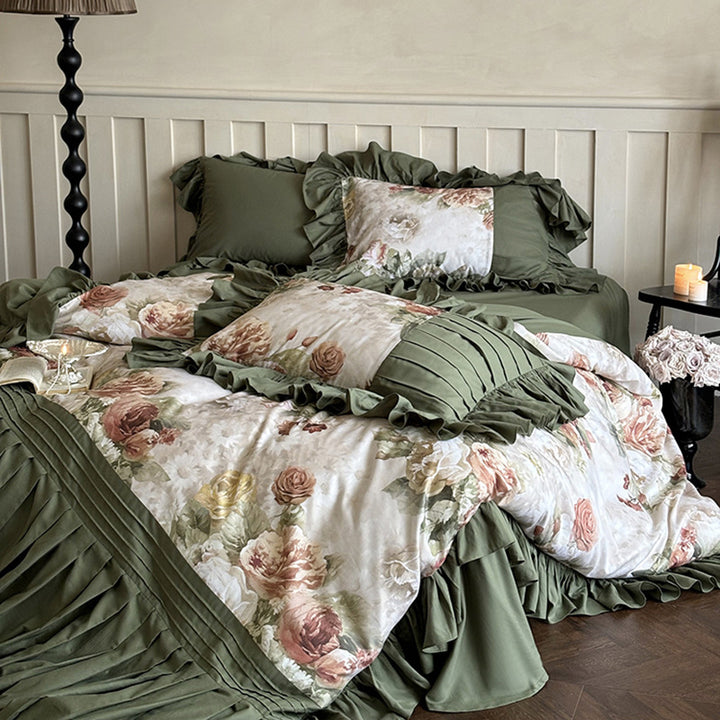 Luxurious bedding set made of cotton satin with ruffles and vintage rose pattern