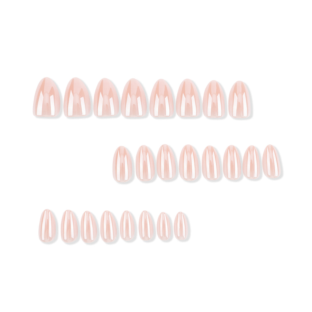 Nail extensions with elegant gloss finish Kalsten