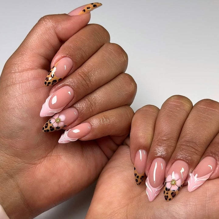 Artificial nails with luxurious leopard design and elegant accents Kalsten