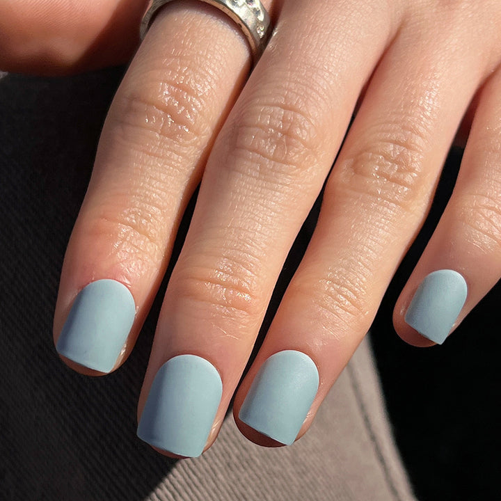 Artificial nail art with matte finish Kalsten