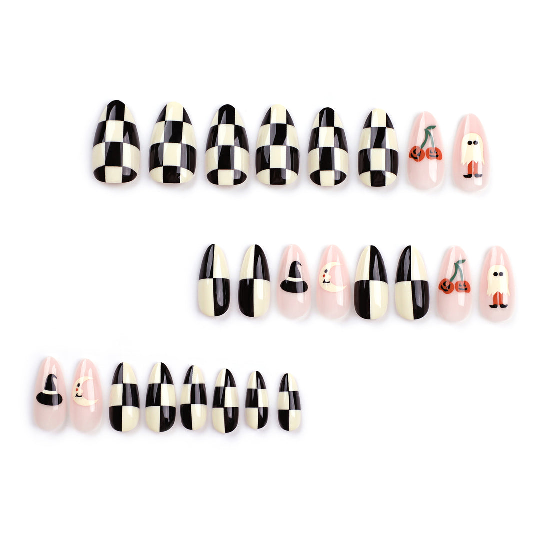 Artificial nail art in Halloween design Kalsten