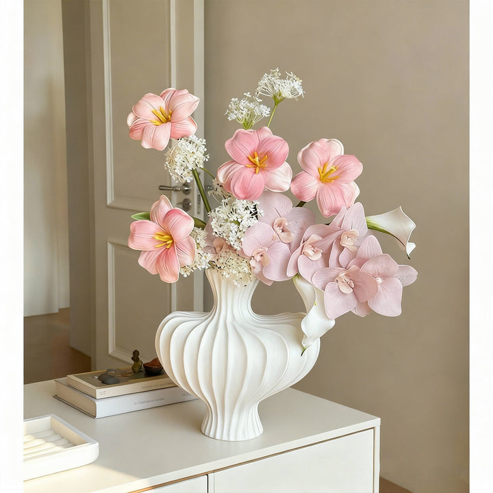 Elegant Floral Vase Arrangement for Interior Styling