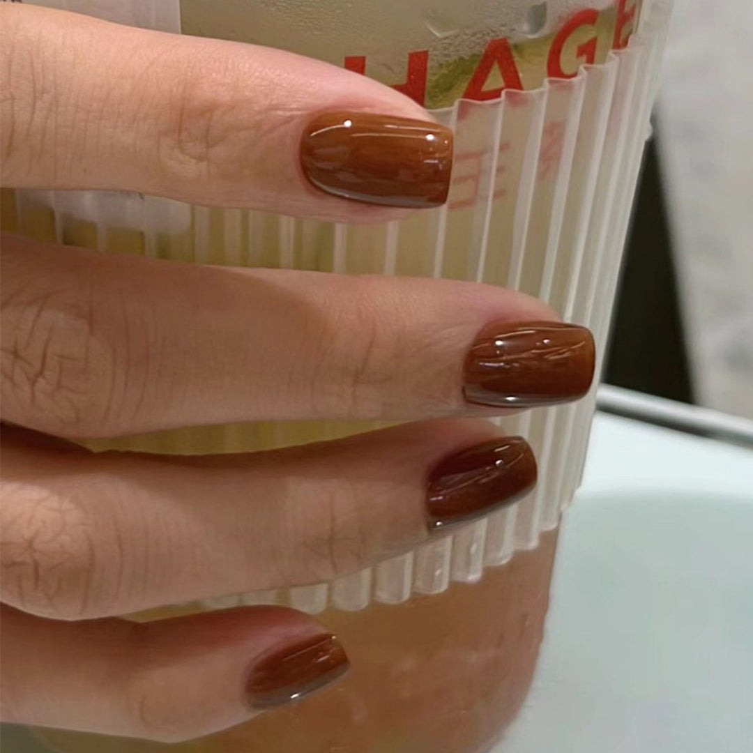 Elegant Nail Care with High Gloss Finish Kalsten
