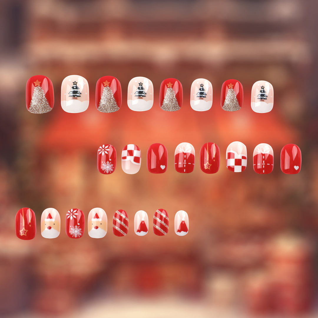 Festive nail art with Christmas motifs Kalsten