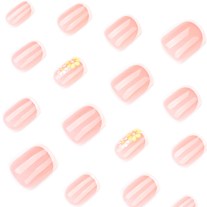 Elegant and creative nail art with floral accents Kalsten