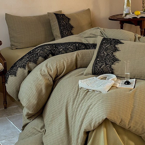 Luxurious cotton bedding set with lace trim