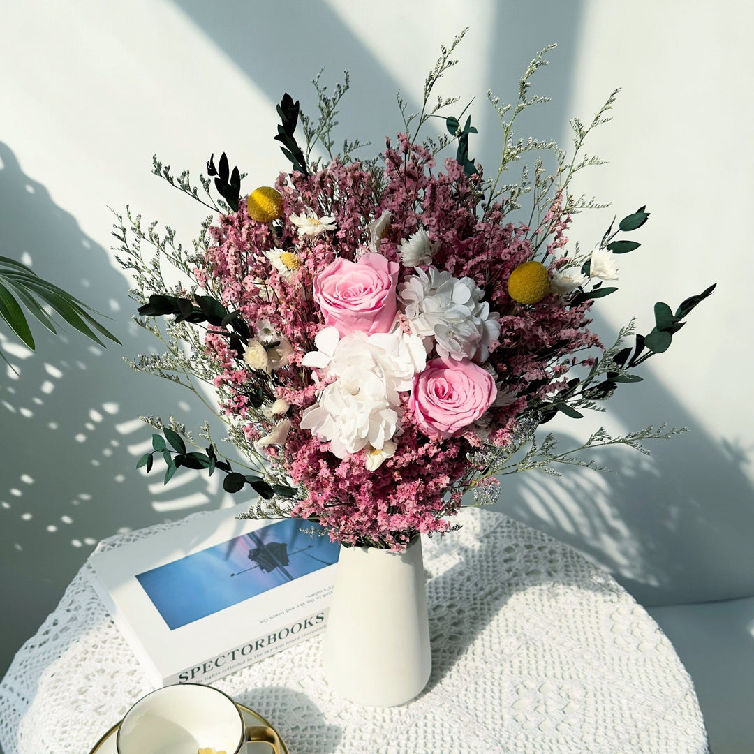 Elegant Dried Flower Bouquet